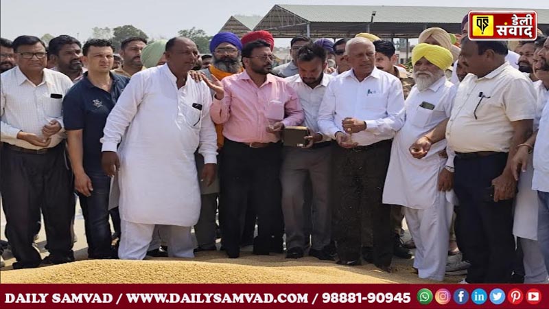 Cabinet Minister Goyal started the govt procurement of wheat