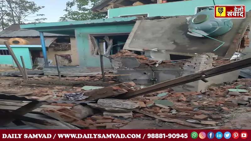 कश्मीर में दो लश्कर आतंकवादियों के घर में ब्लास्ट