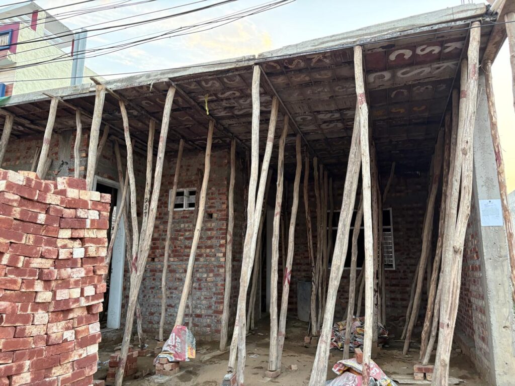 जालंधर नगर निगम की बड़ी कार्रवाई, 3 दुकानें सील, अवैध निर्माणों पर एक्शन