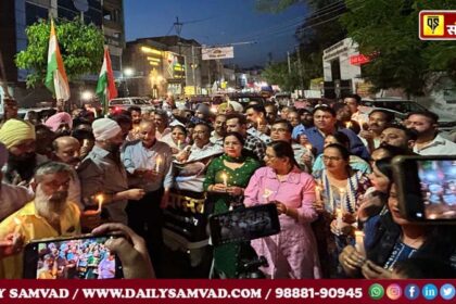 जालंधर में कांग्रेस प्रधान राजिंदर बेरी की अगुवाई में आतंकवादियों के खिलाफ रोष मार्च, पाकिस्तानी झंडा फूंका