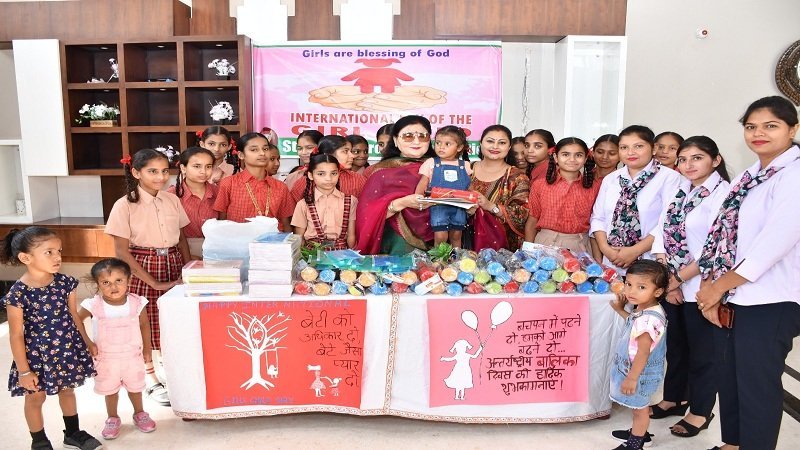 St. Soldier News: सेंट सोल्जर ग्रुप ऑफ़ इंस्टीच्यूशन्स द्वारा यूनिक होम में मनाया गया अंतरराष्ट्रीय बालिका दिवस