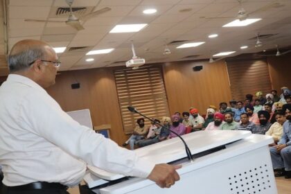 IKGPTU: आई.के.जी पी.टी.यू कुलपति एवं रजिस्ट्रार ने ऑफिसर्स, फैकल्टी एवं स्टाफ के साथ रखा डायरेक्ट इंटरेक्शन प्रोग्राम