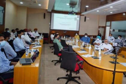 राज्य में सडक़ सुरक्षा संस्कृति को सुनिश्चित बनाने के लिए और अधिक प्रयास करने की ज़रूरत पर ज़ोर