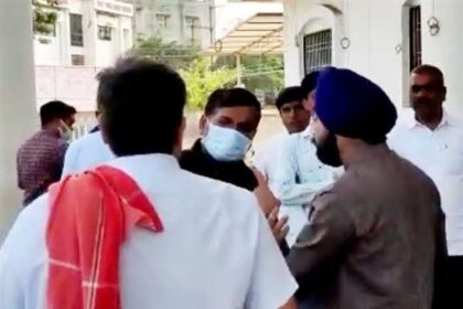 आपस में भिड़ गए कांग्रेसी नेता, महामंत्री व पूर्व सचिव में गालीगलौच और हाथापाई, जाने वजह