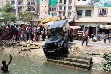 Jalandhar News: सिद्धू मूसेवाला का नाम लेकर जालंधर के युवक ने थार समेत नहर में लगाई छलांग, बाल बाल बचे बच्चे, युवक हिरासत में