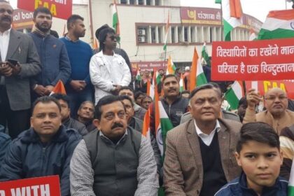 भाजपा नेता अजय जगोता और युवा नेता किरन जगोता तिरंगा यात्रा में शामिल, लोगों से की अपील