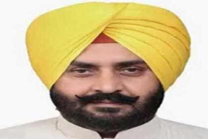 Harmeet Singh Pathanmajra: AAP के MLA हरमीत सिंह पठानमाजरा की दूसरी पत्नी पहुंची श्री अकाल तख्त साहिब, लगाए गंभीर आरोप