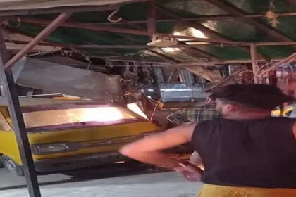 Jalandhar News: जालंधर में बड़ा हादसा, बेकाबू ट्रक ने कई वाहनों को रौंदा, लोगों ने भागकर बचाई जान