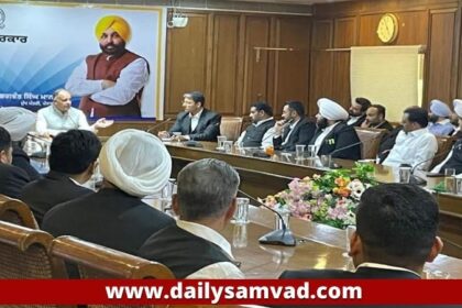Punjab News: पंजाब के एडवोकेट जनरल ने लॉन्च किया AGCMS, बोले- नई प्रणाली कानूनी भाईचारे को प्रोत्साहित करेगी