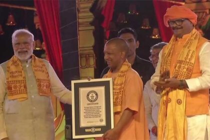 Ayodhya Deepotsav: अयोध्या के रज-रज में कण-कण में हैं श्रीरामः पीएम मोदी