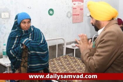 Punjab News: CM भगवंत मान ने अस्पताल में मारा छापा, बोले- शिक्षा, स्वास्थ्य एवं रोजग़ार क्षेत्र में बड़े सुधार लाएंगे