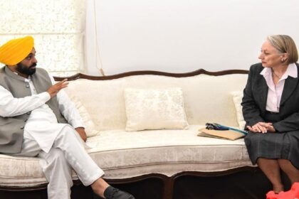ब्रिटिश डिप्टी हाई कमिश्नर कैरोलिन रोवेट ने CM भगवंत मान से की मुलाकात, मान ने रखी ये मांग