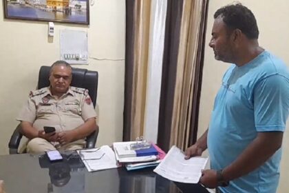 Jalandhar News: जालंधर में Bhagwati Overseas भी निकला फ्राड, 1 लाख रुपए लेकर थमा दिया फर्जी वीजा, जमकर हंगामा, पुलिस नहीं कर रही कार्रवाई