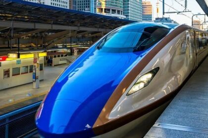 Bullet Train: 'मेक इन इंडिया' के तहत बनी भारत की पहली बुलेट ट्रेन, जाने इसमें क्या- क्या है खास