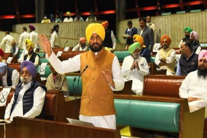 मुख्यमंत्री चन्नी ने विधान सभा में अकालियों को आड़े हाथों लिया, कहा - अकालियों ने भाजपा के साथ मिलकर देश के संघीय ढांचे को तहस-नहस किया