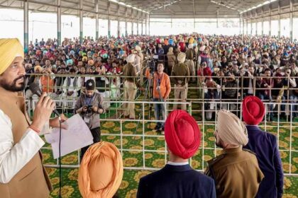 मुख्यमंत्री चन्नी का दावा, कहा- पंजाब को तबाह करने के लिए मोदी के साथ मिल गए हैं कैप्टन और बादल 