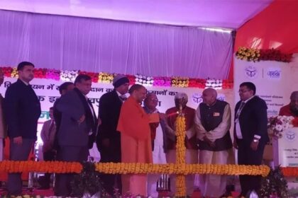 गोरखपुर के साथ-साथ पूर्वांचल के विकास का बैकबोन बनेगा लिंक एक्सप्रेसवे : योगी आदित्यनाथ