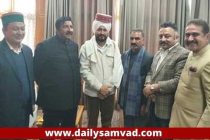 Punjab News: पंजाब के पूर्व मुख्यमंत्री ने हाथ जोड़कर मांगी माफी, लिखित में माफीनामा भेजा