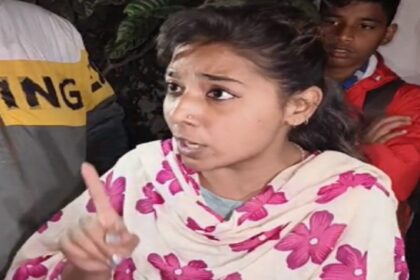 Jalandhar News: जालंधर में युवती ने दूसरे के घर के सामने किया जबरदस्त हंगामा, व्यक्ति पर लगाए गंभीर इल्जाम, देखें VIDEO