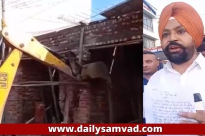 Jalandhar News: जालंधर में अवैध दुकानों पर चली डिच, जमकर हंगामा, दुकान मालिक ने निगम अफसरों पर 2 लाख रुपए रिश्वत मांगने का लगाया आरोप, थाने में शिकायत