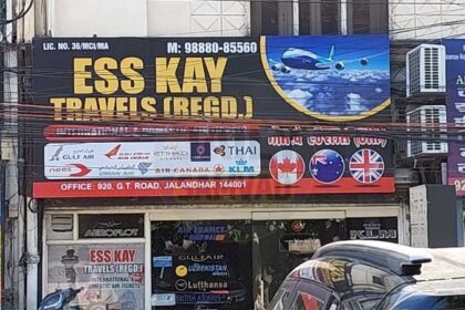 Jalandhar News: जालंधर में ESS KAY TRAVELS पर डीसी दफ्तर के अफसर मेहरबान, दो साल पहले खत्म हो चुके लाइसेंस पर अब भी चल रही है एजैंटी