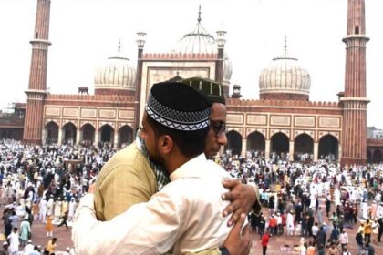 Eid-al-Adha 2023: ईद-उल-अजहा पर मस्जिदों में अदा की गई नमाज, लोगों ने दी मुबारकबाद