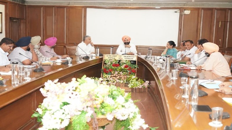 Punjab News: उच्च मानक के फलों की पैदावार के लिए पंजाब के 4 जिलों में स्थापित होंगी बाग़बानी एस्टेट्स- फौजा सिंह सरारी