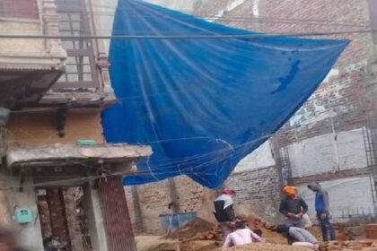 कमिश्नर साहब ये क्या हो रहा है: निगम मुख्यालय से चंद कदम दूर फगवाड़ा गेट मार्केट में LOVELY इलेक्ट्रिक्स के साथ तीन मंजिला अवैध शोरूम का निर्माण, कब होगी कार्रवाई