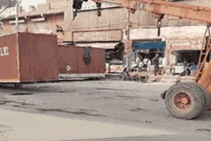 Farmers Protest: पुलिस ने खोलने शुरू किए दिल्ली जाने वाले रास्ते, खोले जा रहे हैं बॉर्डर, किसानों का दिल्ली कूच टला