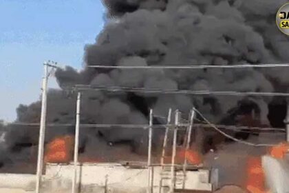 Jalandhar News: जालंधर में भीषण आग, इलाके में मची अफरातफरी