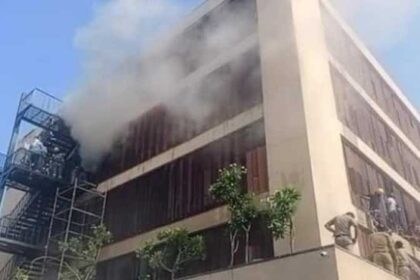 Fire in Levana Hotel: होटल में लगी भयंकर आग, दो लोगों की मौत, कई झुलसे, रेस्क्यू आपरेशन जारी