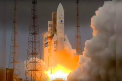 सफलतापूर्वक लॉन्च हुआ इसरो का संचार उपग्रह जीसैट-30, 5G इंटरनेट की तैयारी