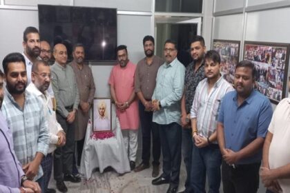 Punjab News: गौतम अरोड़ा के नेतृत्व में भाजपा युवा मोर्चा के कार्यकर्ताओं ने शहीद भगत सिंह को दी श्रद्धांजली