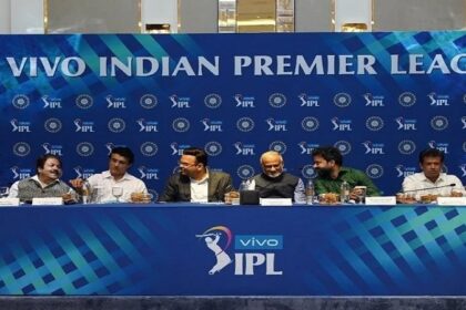 IPL में अहमदाबाद और लखनऊ की दो नई टीमों का हुआ ऐलान, 7000 करोड़ में गोयनका ग्रुप ने खरीदी टीम