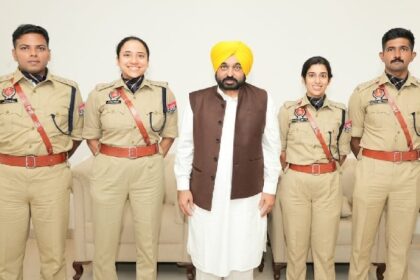 Punjab News: आई. पी. एस. प्रोबेशनरी अफ़सरों ने मुख्यमंत्री भगवंत मान के साथ की मुलाकात