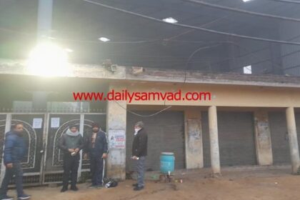 Jalandhar News: जालंधर में सुबह बड़ी कार्रवाई,  निगम टीम ने कामर्शियल गोदाम और दुकान को किया सील