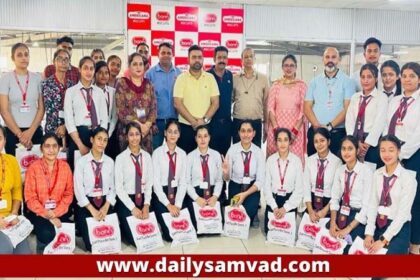 Jalandhar News: इनोसेंट हार्ट्स कॉलेज ऑफ़ मैनेजमेंट, लोहारां ने एसएस फूड इंडस्ट्रीज़ लुधियाना में की इंडस्ट्रियल विजिट