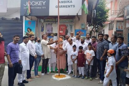 Independence Day 2023: वार्ड 17: बशीरपुरा बाजार में बड़ी धुमधाम से मनाया गया 77वां स्वतंत्रता दिवस