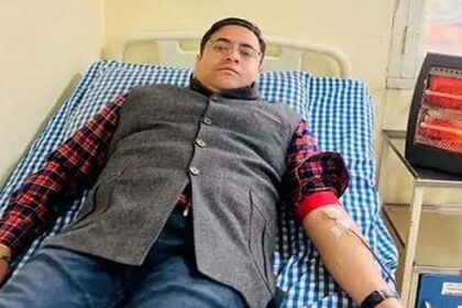 Jalandhar News: जालंधर के डीसी ने रक्तदान कर बचाई महिला की जान