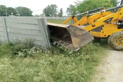 Jalandhar News: जालंधर में बड़ी कार्रवाई, अवैध बने 8 फार्म हाउस, 3 अवैध कालोनियों और 2 कोल्ड स्टोरेज पर चली डिच, मालिकों पर FIR की तैयारी