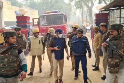 जेल में कैदियों ने मचाया बवाल, फायरिंग, आगजनी और पथराव, जेलर समेत 30 पुलिसकर्मी घायल