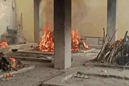 Jalandhar News: जालंधर में एक साथ जली चार जिगरी दोस्तों की चिताएं, श्मशान घाट में हर कोई रोया