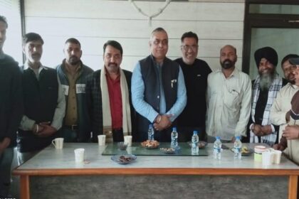 जालंधर नॉर्थ में मजबूत हो रहे केडी भंडारी, लगातार मिल रहा है लोगों का भारी समर्थन, देखें तस्वीरें