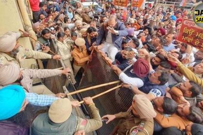 Punjab News: नगर निगम दफ्तर में सांसद ने जड़ दिया ताला, कहा- यहां बहुत भ्रष्टाचार है