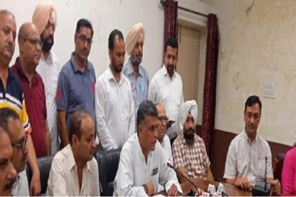 पंजाब कांग्रेस में जारी घमासान के बीच सांसद मनीष तिवारी ने किए सनसनीखेज खुलासे, पढ़ें