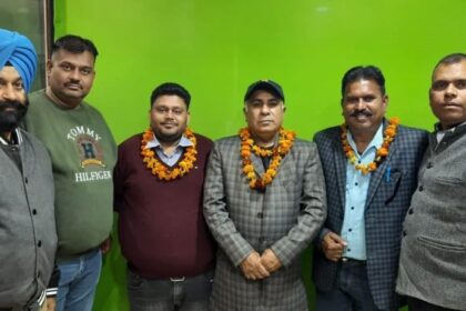 Jalandhar News: समर्थ संवाद के प्रधान संपादक रामेश्वर लक्की अरोड़ा बने मीडिया क्लब के सीनियर वाइस चेयरमैन, वरिष्ठ पत्रकार सुधीर पुरी बने सीनियर वाइस प्रेसीडेंट