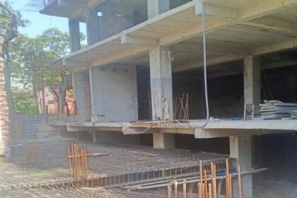 Jalandhar News: जालंधर के माडल टाउन में निर्माणाधीन कामर्शियल इमारत पर कार्रवाई, Square Empire और Deck5 की गवर्नर, लोकपाल और चुनाव आयोग से शिकायत