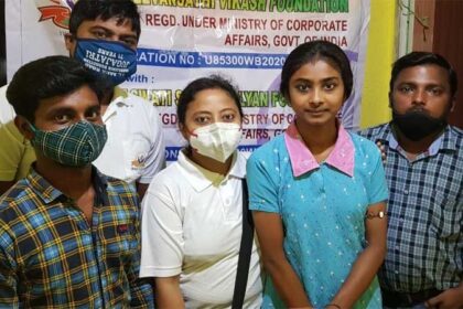 कोरोना की दूसरी लहर में नामी एनजीओ खाने-पीने का सामान और कपड़े लेकर आगे आए