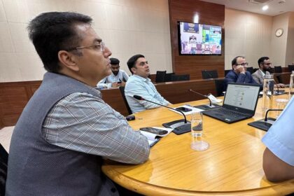 Punjab News: अमन अरोड़ा द्वारा डिप्टी कमिश्नरों को सेवा केन्द्रों के जरिए समयबद्ध तरीके से सेवाएं यकीनी बनाने के आदेश