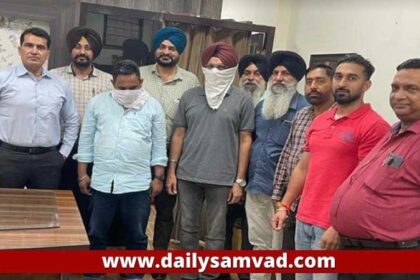 Punjab News: विजीलैंस ने मारा छापा, 5 लाख रुपए रिश्वत लेते एक्सईएन और एसडीओ को किया गिरफ्तार